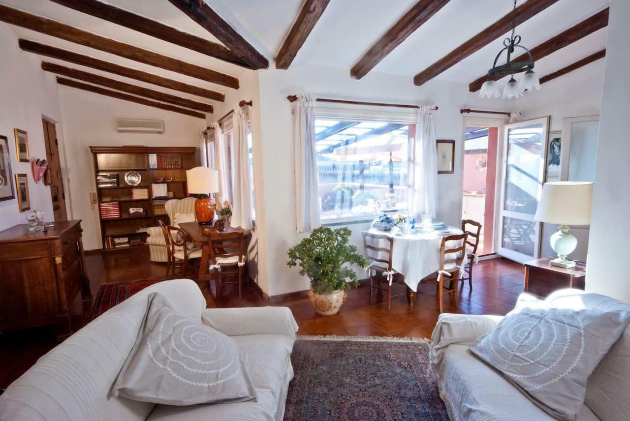 Attico In Centro Con Vista Della Torre - Cozy Penthouse Facing To The Tower Oristano Exterior foto