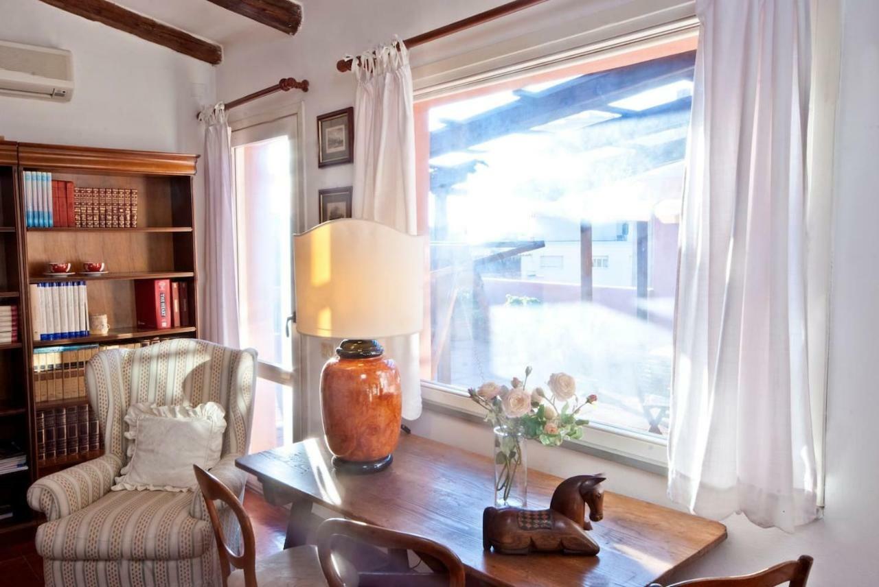 Attico In Centro Con Vista Della Torre - Cozy Penthouse Facing To The Tower Oristano Exterior foto